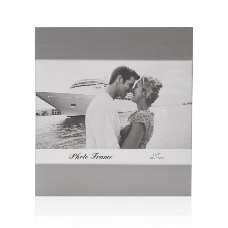 KR709 • קאסט <br> מסגרות מתכת מעוצבות